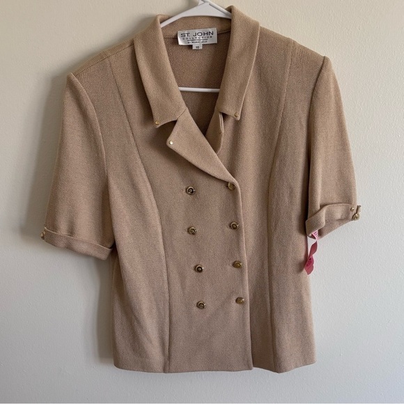 St. John Jackets & Blazers - St. John Jacket Women's Size 10 Tan Knit Short Sleeve Double Breasted Classic